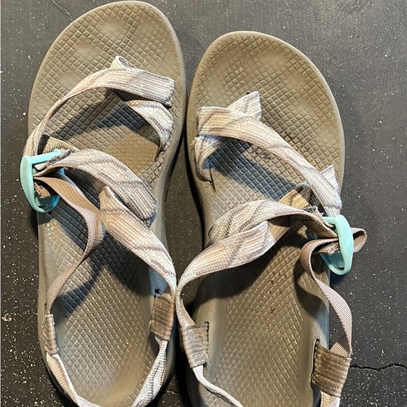Women’s Chacos - Picture 2 of 2